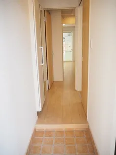 ルポゼ【1階】の玄関