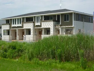 アウローラ湖東の画像