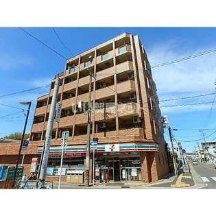 シャトーはるみ【3階】の外観