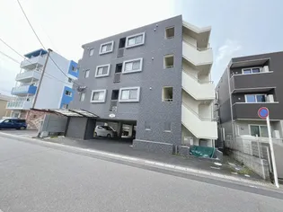 アンスーリールの画像