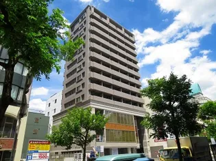 ロアール並木通りの画像