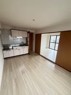 竹の内ビル【4階】の居間