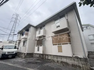 ボン・ド・ミール【2階】の外観