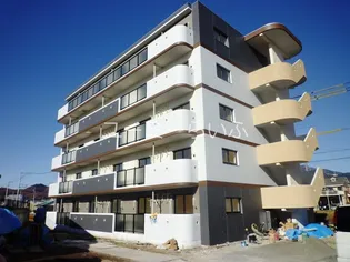 プレイズ レイ【3階】の外観