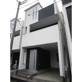 埼玉県川口市南鳩ヶ谷3【一戸建】の外観