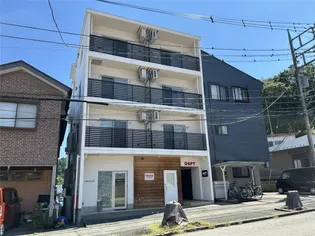 DEPT APARTMENT【2階】の外観