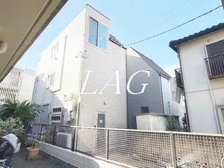 BigApple新宿Westの外観