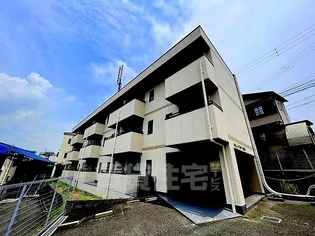 大阪府吹田市千里山高塚【マンション】の外観