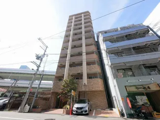 インベスト本町WEST【11階】の外観