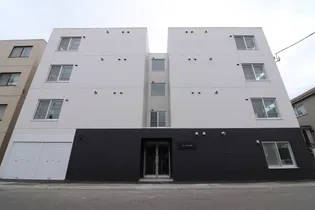 グローブタウン南郷【3階】の外観