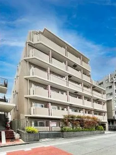 東京都新宿区西新宿5【マンション】の外観