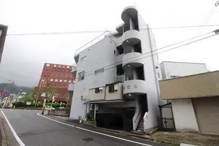 寿ビルの画像