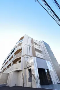 東京都新宿区市谷鷹匠町【マンション】の外観