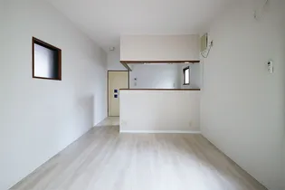 カサ・デ・ヤジロベ【2階】の居間