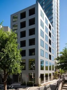 ヘキサート六本木【3階】の外観