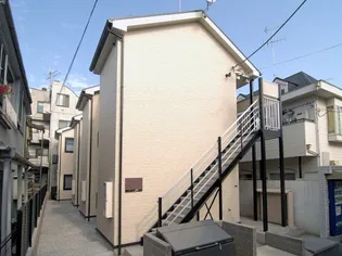 レオパレス幡ヶ谷【2階】の外観