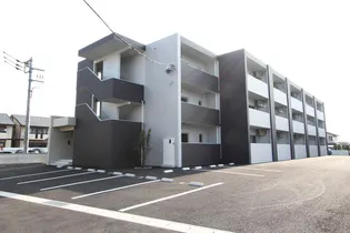 ピエールオリジン【1階】の外観