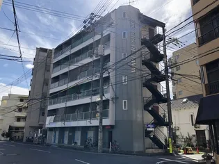 岡山県岡山市北区岡町【マンション】の外観