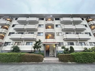 フォルク北千里E棟【1階】の外観