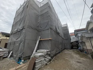 クリエオーレ初芝【1階】の外観