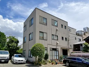 桂芳山(けいほうざん)ビル【2階】の外観