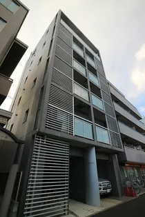 ST JAMESの画像