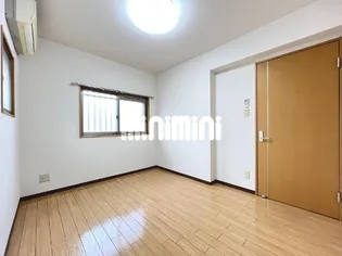 DOC中川原【1階】の内装