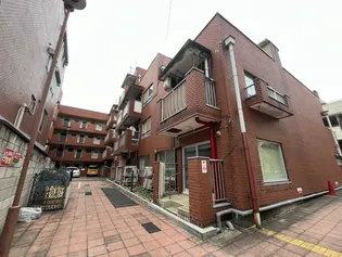 平和プラザマンション【3階】の外観