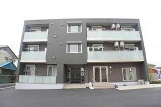 シャーメゾンJINの画像