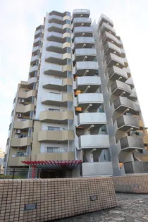 コラム神泉【2階】の外観