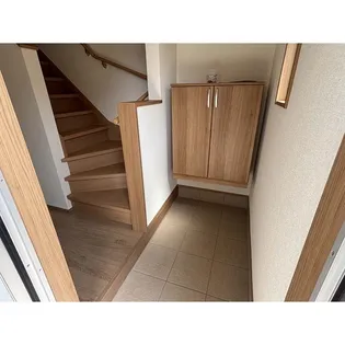 Lupinus terrace【1階】の玄関