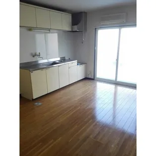 メゾン浪岡の居間