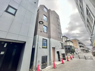 ラフィネ調布【2階】の外観