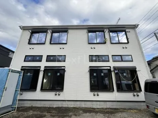 ニド リリコ【2階】の外観