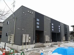 秋田県秋田市土崎港東4【アパート】の外観