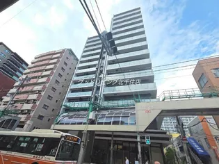 ザ・パークハビオ北千住【13階】の外観