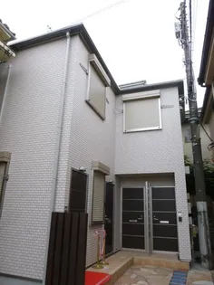 東京都新宿区大久保2【アパート】の外観