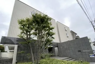 東京都新宿区市谷仲之町【マンション】の外観