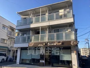 ライブハイツ高田【3階】の外観