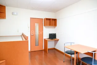 レオパレス寿【2階】の居間