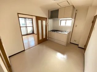 コーポラスマツモト5【4階】の居間