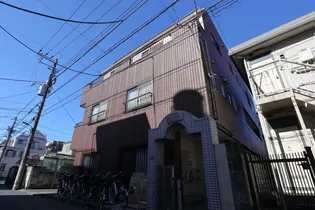 シャトー・ド・シャトン【2階】の外観