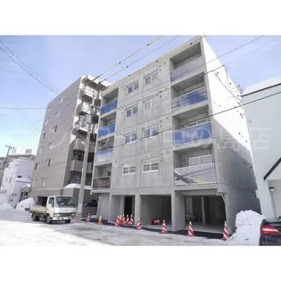 ヴェルクレスト中の島【5階】の外観