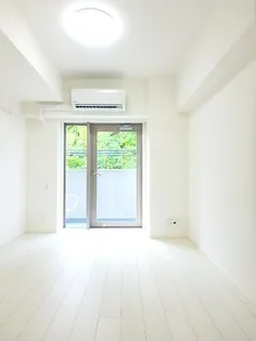 ガーラ ヴィスタ横浜子安【6階】の居間