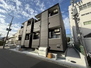 Upper West(アッパーウエスト)【1階】の外観