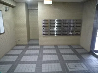 埼玉県草加市氷川町【マンション】の外観