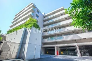 東京都港区三田3【マンション】の外観