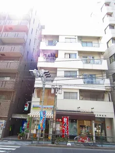 ナリキビルの画像