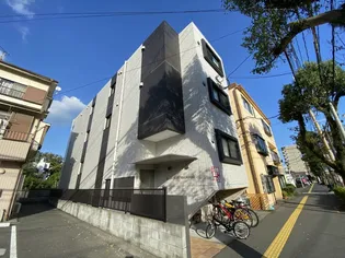 グランスイート中郡【1階】の外観