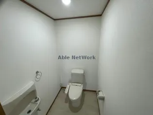 ロイヤル芝原 南館【2階】の内装